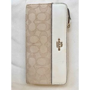 Cream & White Coach Wallet